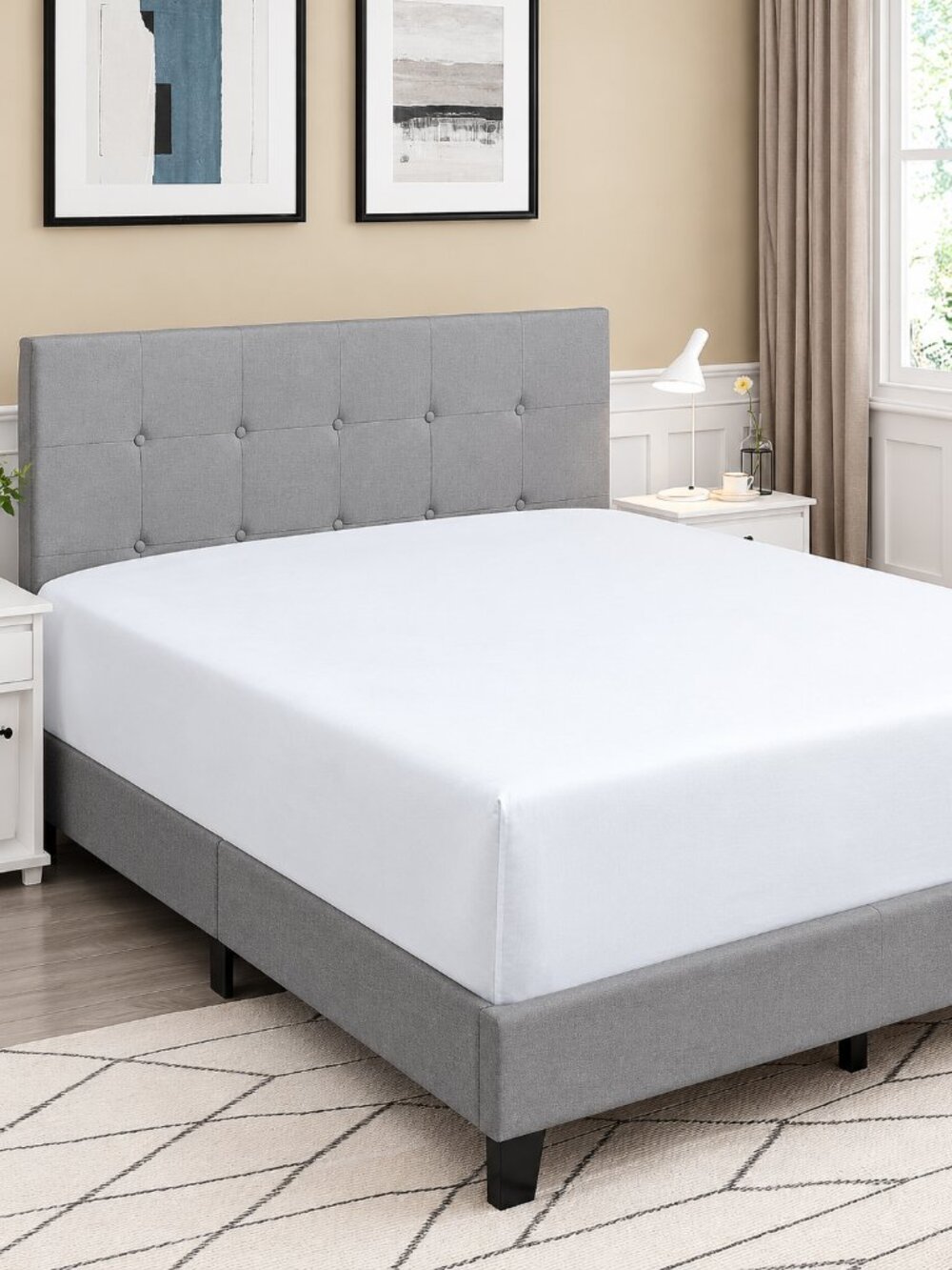 Royale Linens 300 Thread Count 100% Cotton Queen Fitted Sheet White New